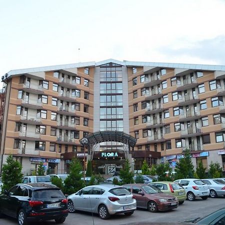 Persey Flora Apartments Borowec Zewnętrze zdjęcie