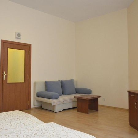 Persey Flora Apartments Borowec Zewnętrze zdjęcie