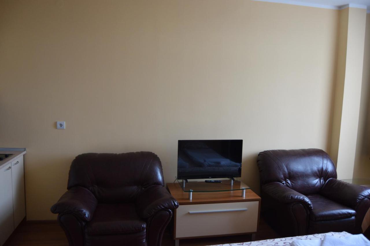 Persey Flora Apartments Borowec Zewnętrze zdjęcie