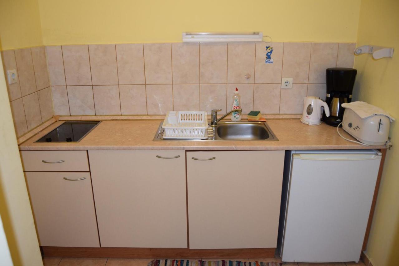 Persey Flora Apartments Borowec Zewnętrze zdjęcie