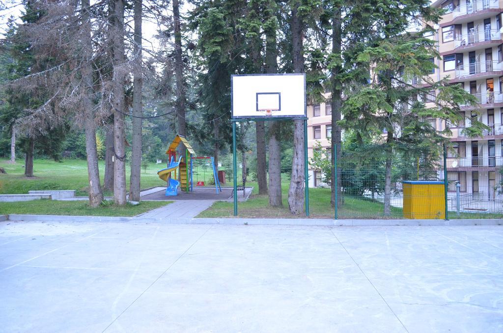 Persey Flora Apartments Borowec Zewnętrze zdjęcie