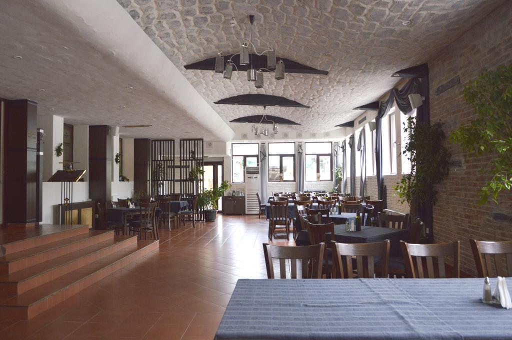 Persey Flora Apartments Borowec Zewnętrze zdjęcie