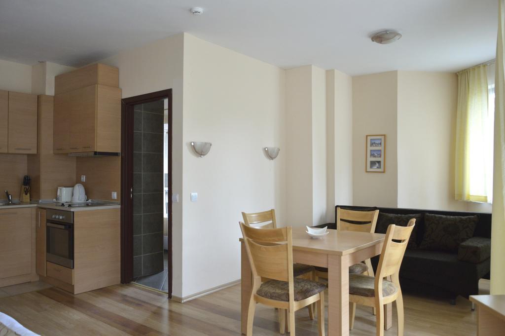 Persey Flora Apartments Borowec Zewnętrze zdjęcie
