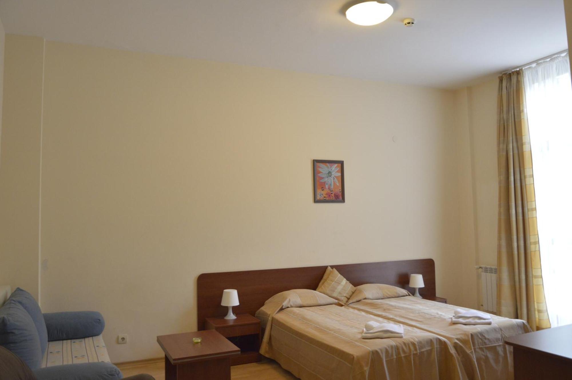 Persey Flora Apartments Borowec Zewnętrze zdjęcie