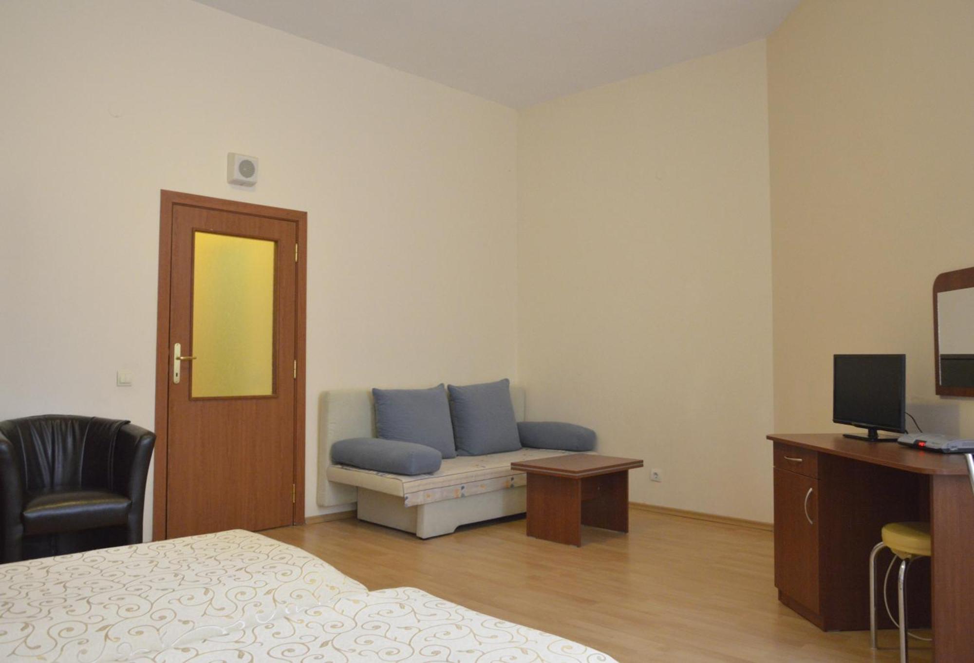 Persey Flora Apartments Borowec Zewnętrze zdjęcie