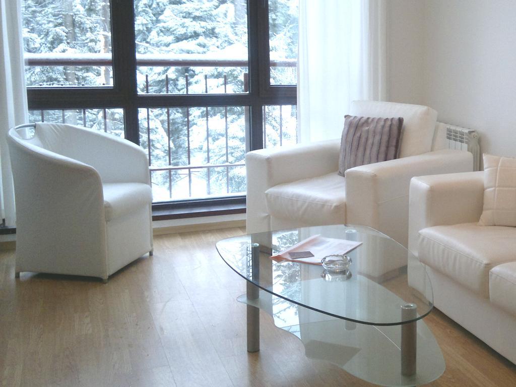 Persey Flora Apartments Borowec Zewnętrze zdjęcie